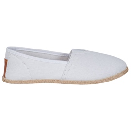 MCKEYLOR Slipons casuales blanco