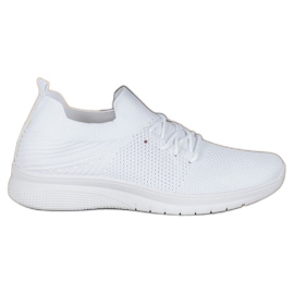 SHELOVET Zapatos deportivos bajos en la plataforma blanco SHELOVET Zapatos deportivos bajos en la plataforma blanco