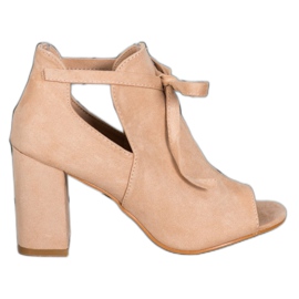 Botas VINCEZA con punta abierta atada beige