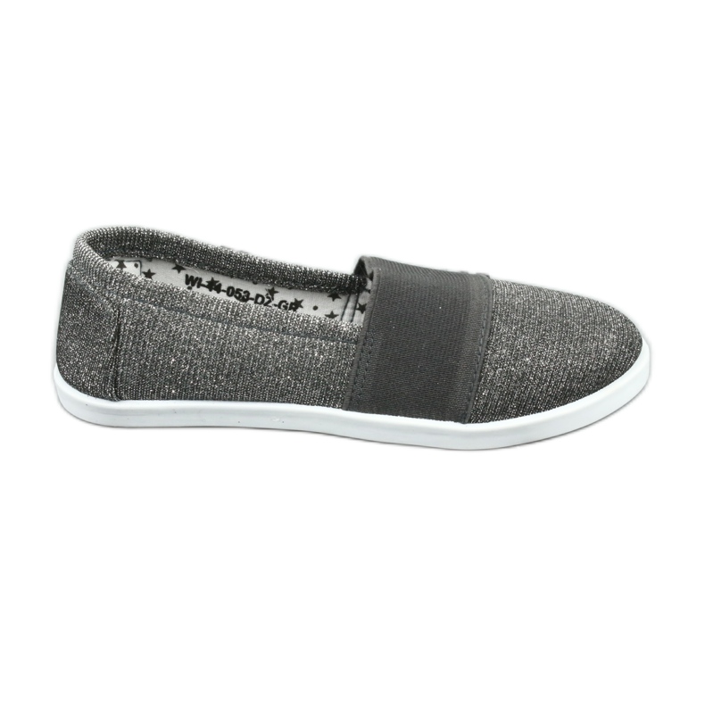 Cómodas zapatillas plateadas Wishot 44-053 gris