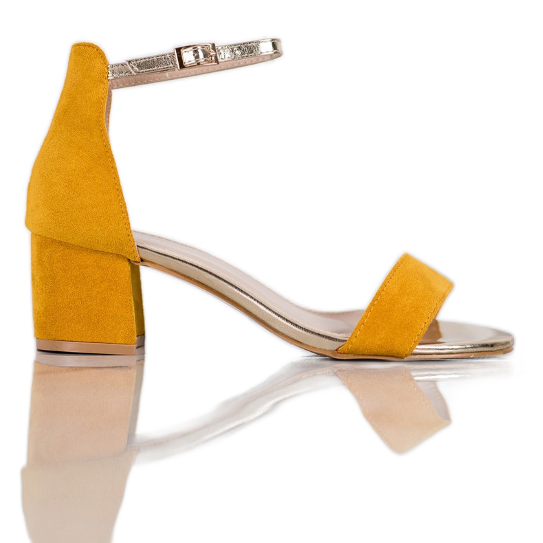 Seastar Sandalias con correa dorada amarillo