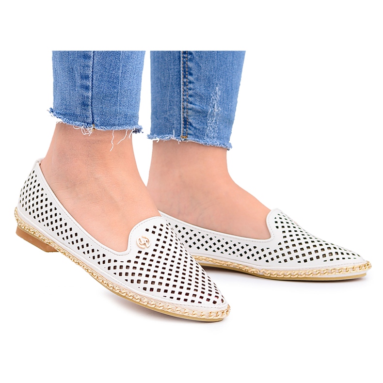 Lu Boo | Bailarinas blancas con estilo calado de Lordsy blanco Lu Boo | Bailarinas blancas con estilo calado de Lordsy blanco