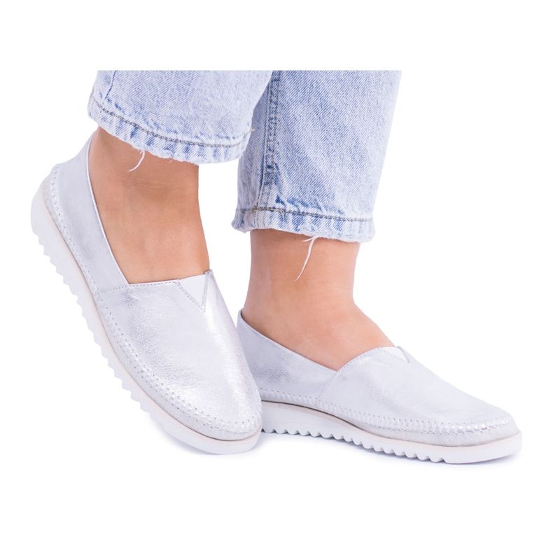 Butmil Zapatos sin cordones de cuero plateado para mujer Frela gris