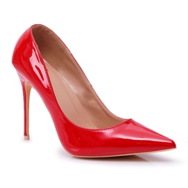 Tacones altos rojos lacados Lu Boo en Spitz Belluci Tacones altos rojos lacados Lu Boo en Spitz Belluci