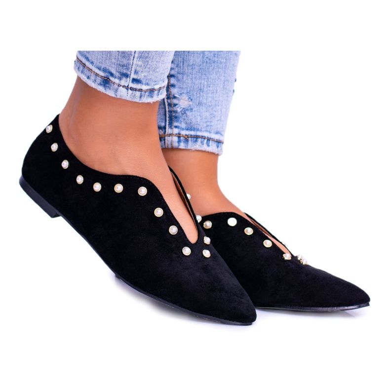 Lu Boo Zapatos negros con recortes de cuentas Merseo