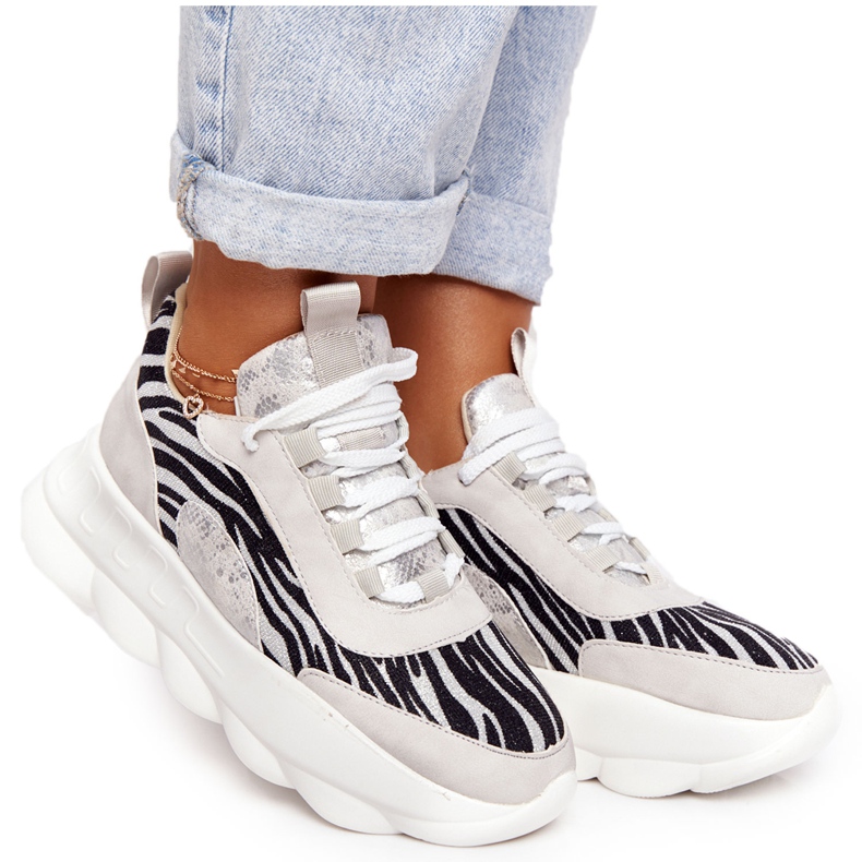 Zapatos Deportivos Mujer Lu Boo Suela Gruesa Gris ¡Pruébalo!