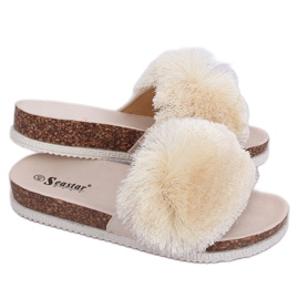 Pantuflas beige con pompón BG57P Beige
