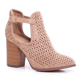 Botas De Mujer Con Tacón Ante Calado Beige Morrena