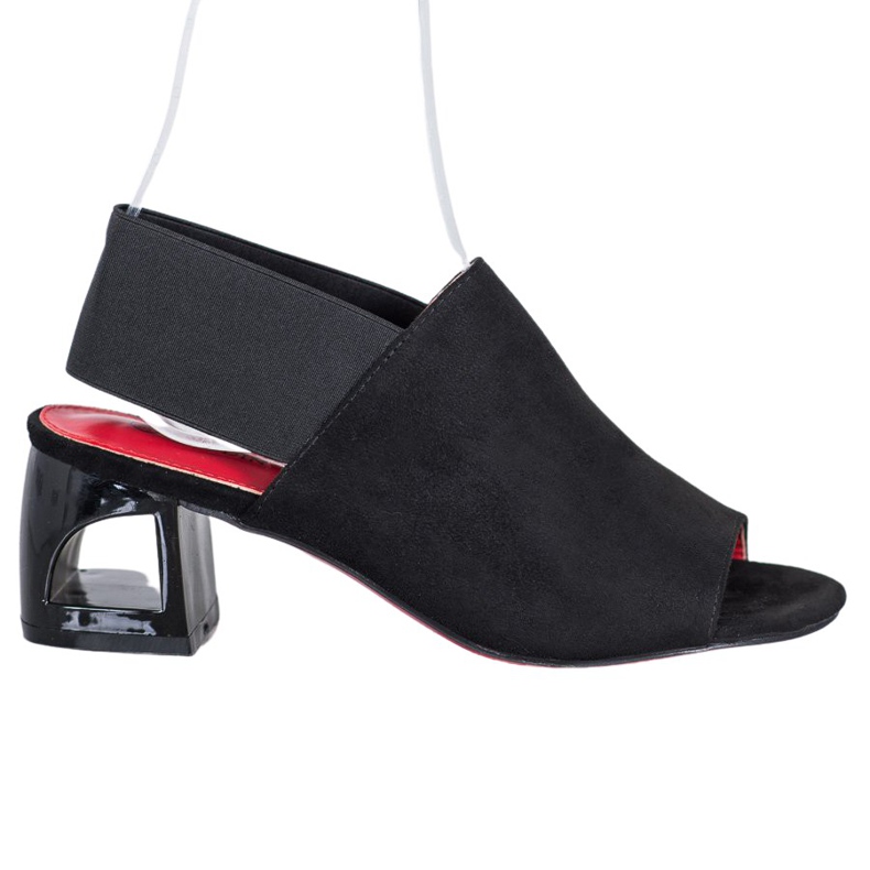 Goodin Zapatos sin cordones en un poste negro