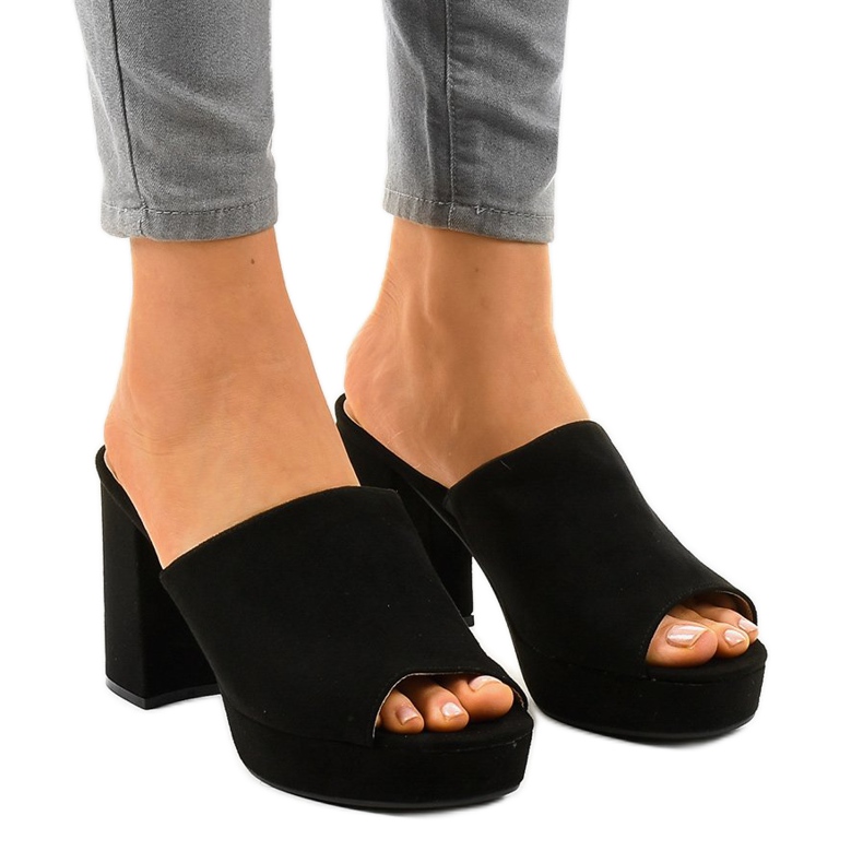 Tacones de ante negro 9R17