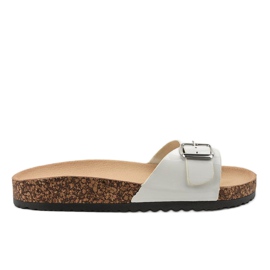 Zapatillas blancas con hebilla 7016-PL blanco