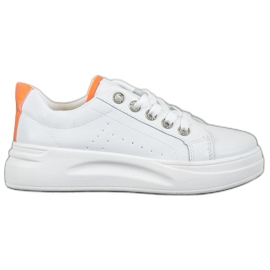 SHELOVET Zapatillas de moda en la plataforma blanco