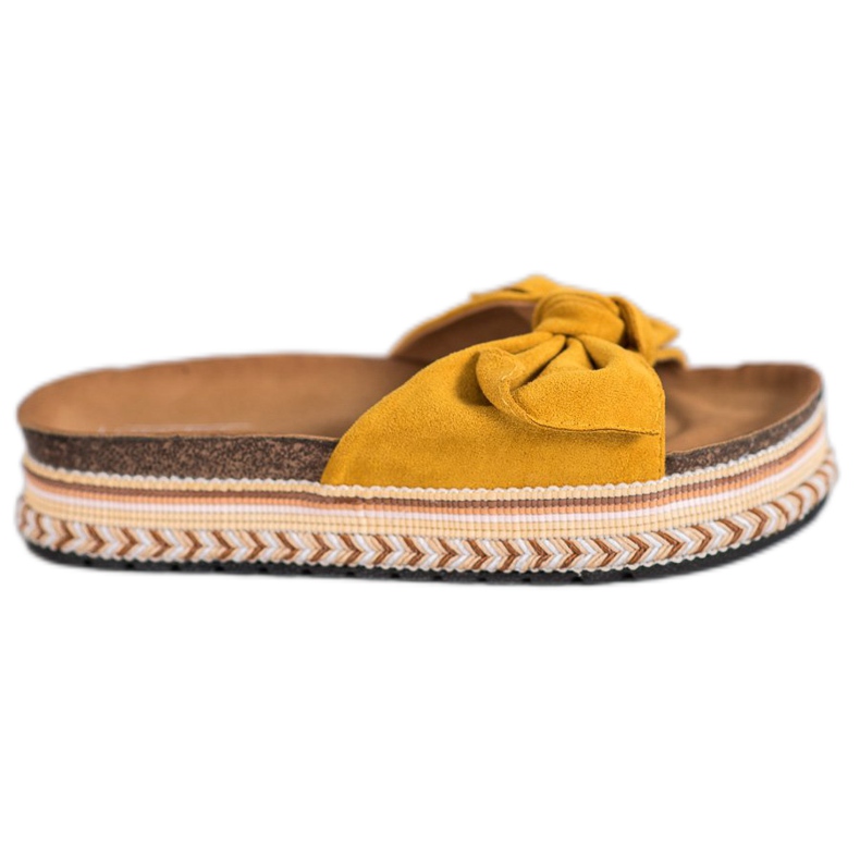SHELOVET Zapatillas de moda en la plataforma amarillo