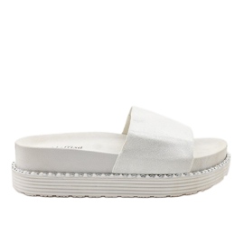 Zapatillas blancas de suela gruesa, ante brocado TL3808 blanco