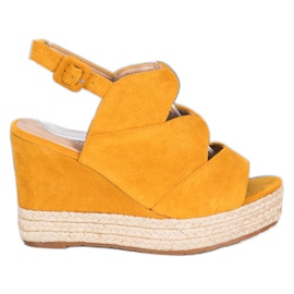 Small Swan Sandalias de cuña de moda amarillo