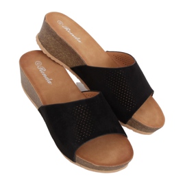 Zapatillas negras sobre cuña baja negro 10-238 Negro Zapatillas negras sobre cuña baja negro 10-238 Negro