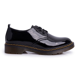 SEA Brogues de mujer lacados en negro ¡Hazlo mejor!