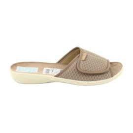 Adanex Zapatillas beige con solapas de velcro 24840