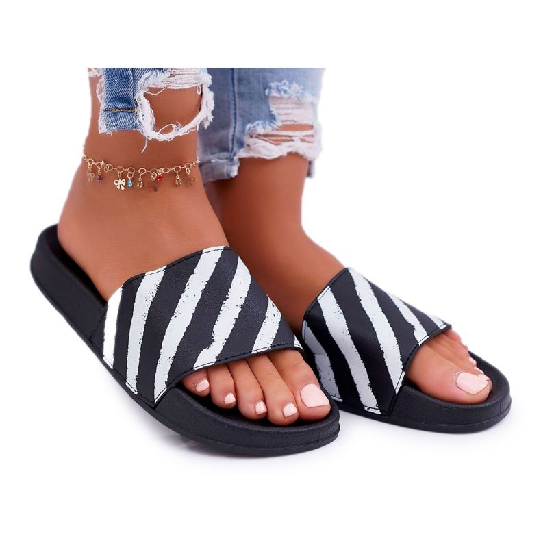 Pantuflas negras Aynna para mujer negro Pantuflas negras Aynna para mujer negro