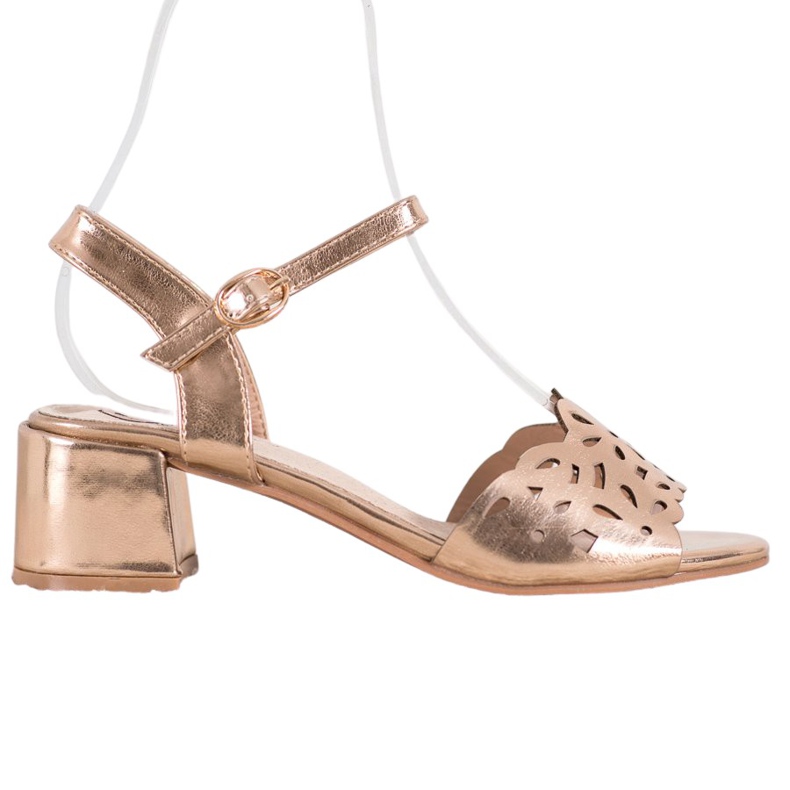 Kylie Sandalias con cuero ecológico en una barra amarillo