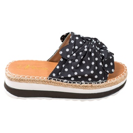 SHELOVET Zapatillas en una plataforma alta negro