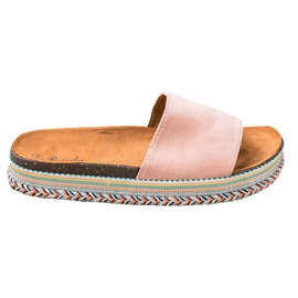 Renda Zapatillas en la plataforma rosa