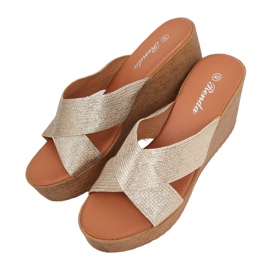 Zapatilla cuña oro 10-235 oro dorado