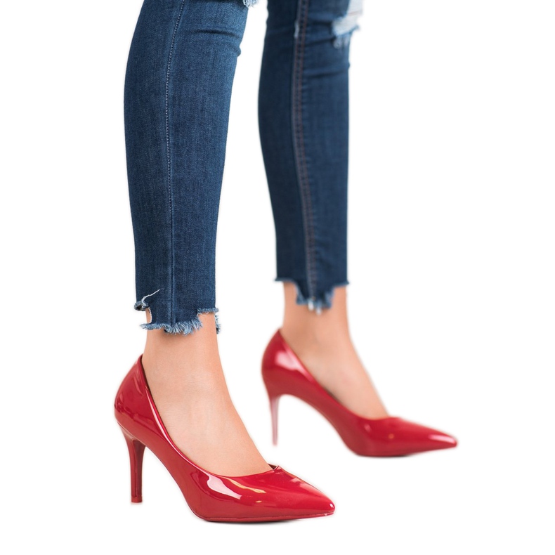 Small Swan Pasadores barnizados rojo Small Swan Pasadores barnizados rojo