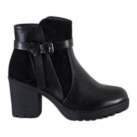 J. Star Botas cómodas en la plataforma negro