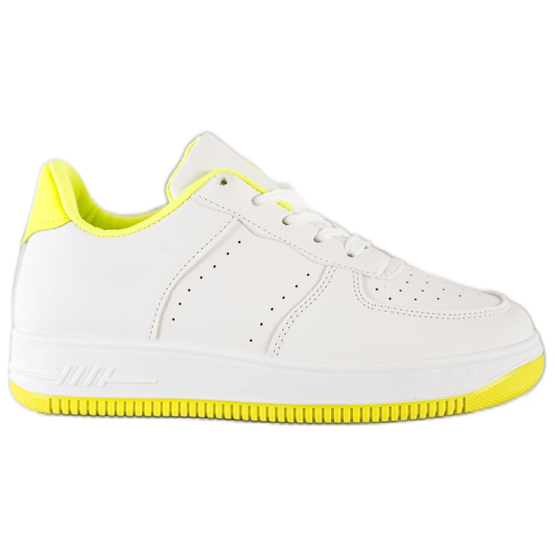 SHELOVET Zapatillas en la plataforma blanco