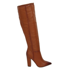 Botas por encima de la rodilla en el poste camel RB42P Camel marrón