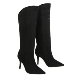 Botas negras sobre un stiletto negro RB56P Black