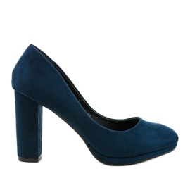 Zapatos de tacón de ante azul en la publicación Recite Zapatos de tacón de ante azul en la publicación Recite