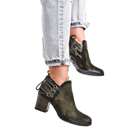 Botas De Mujer Con Tacón Maciejka Primavera Cuero Oliva 04812-24 verde Botas De Mujer Con Tacón Maciejka Primavera Cuero Oliva 04812-24 verde
