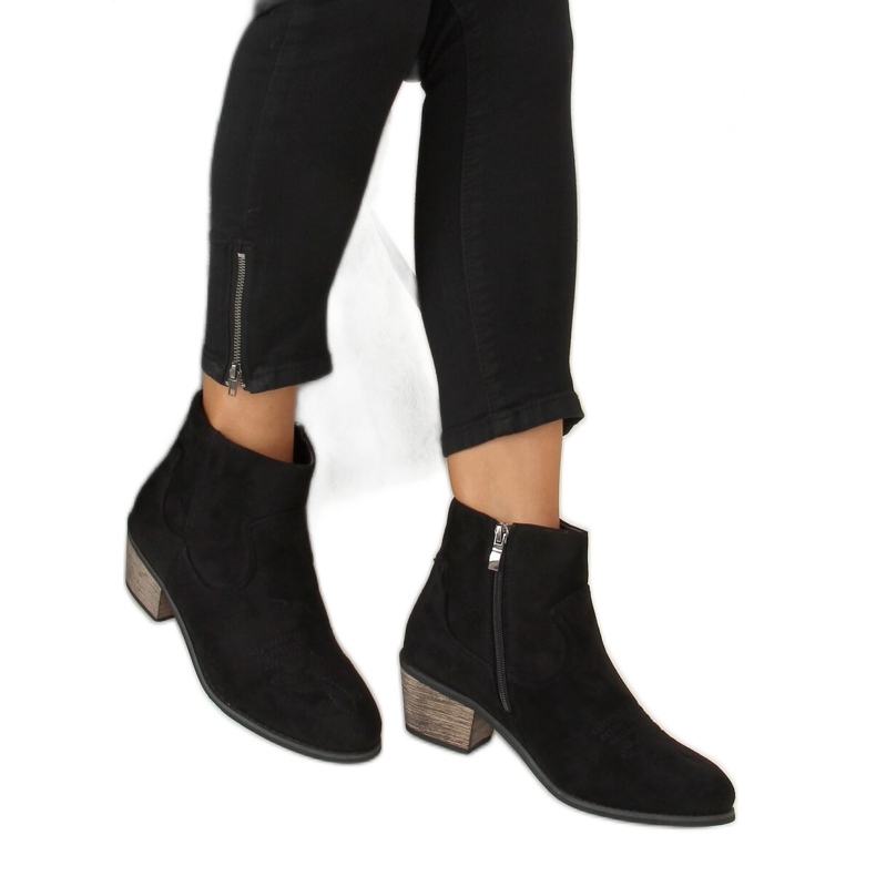 Negro CM-8M2-1 Botines negros de tacón bajo