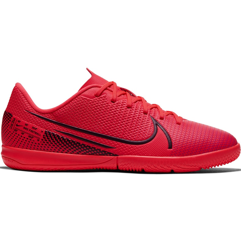 Zapatos de fútbol Nike Mercurial Vapor 13 Academy Ic Junior AT8137 606 rojo rojo