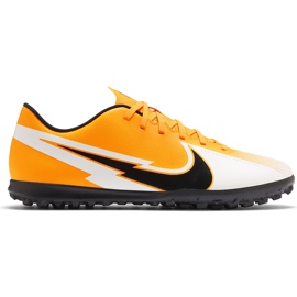 Zapatos de fútbol Nike Mercurial Vapor 13 Club Tf AT7999 801 naranja naranja
