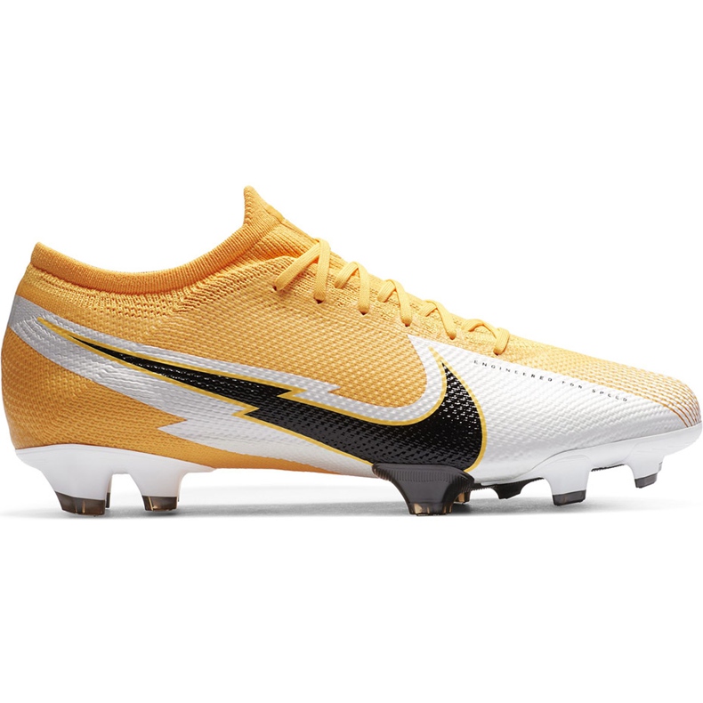 Zapatos de fútbol Nike Mercurial Vapor 13 Pro Fg AT7901 801 naranja amarillo