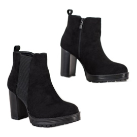 Small Swan Botas en la plataforma negro