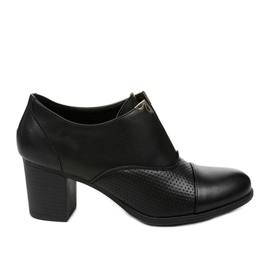 Botines negros en el poste de zapatos Silentleaf