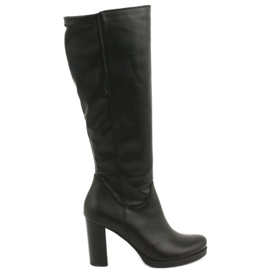 Arka Botas de cuero en el pilar Arek 7322 negro