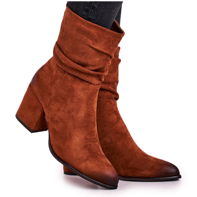 Vinceza Botas de gamuza ecológica camel con laterales en el talón para mujer marrón