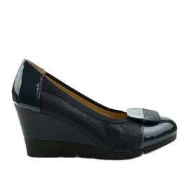 Bombas negras en la cuña Downreaver azul marino