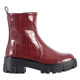 Goodin Botas en la plataforma rojo