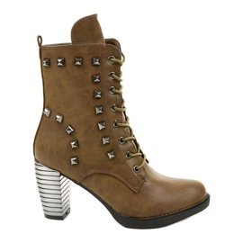 Botas de color caqui en el poste de cuero ecológico F117 verde