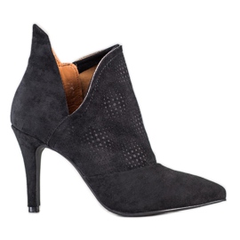 Bella Paris Zapatos con estilo en un tacón alto negro