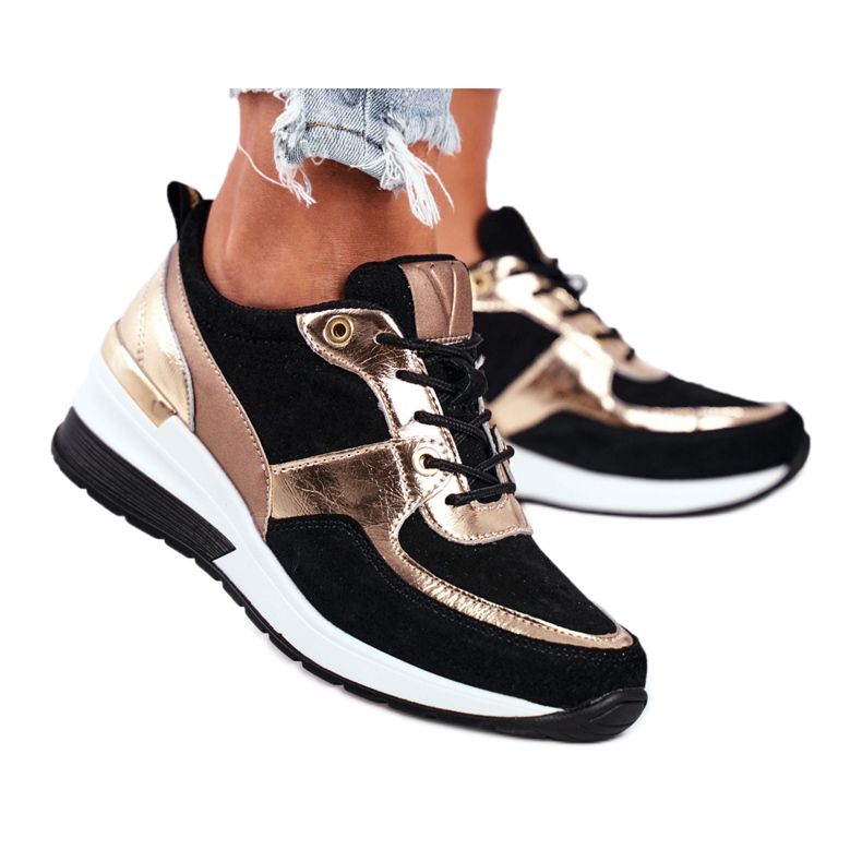 Vinceza Deportivo mujer piel negro y dorado 21-7777