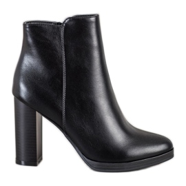 Ideal Shoes Botas clásicas de tacón alto negro