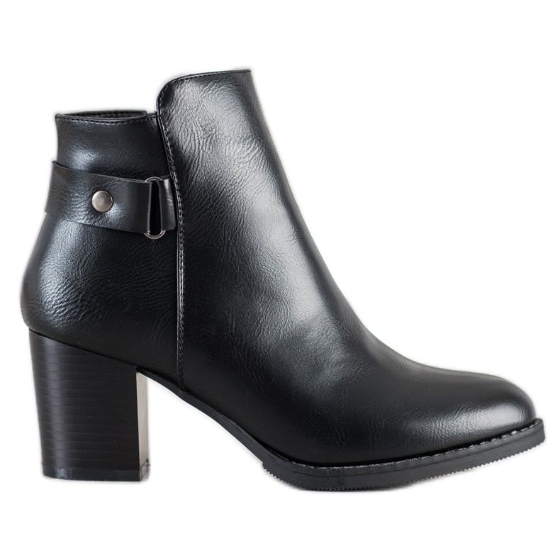 J. Star Botas cómodas en un poste negro J. Star Botas cómodas en un poste negro