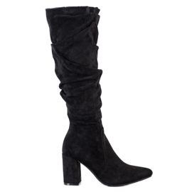 Bestelle Botas de gamuza con estilo negro